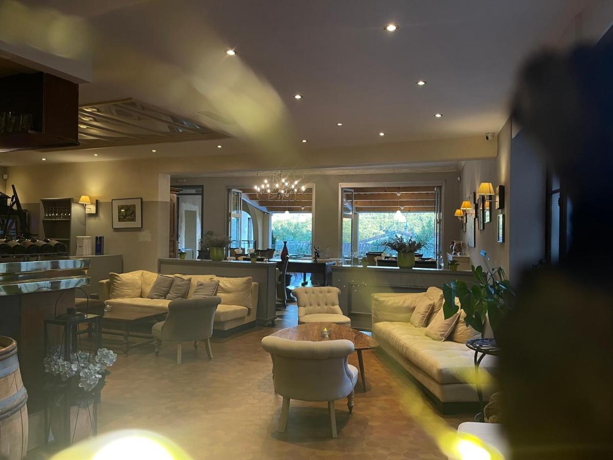 Vallon-Pont-dʼArc Hotel Berneron מראה חיצוני תמונה