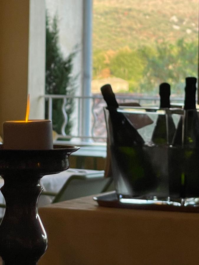 Vallon-Pont-dʼArc Hotel Berneron מראה חיצוני תמונה